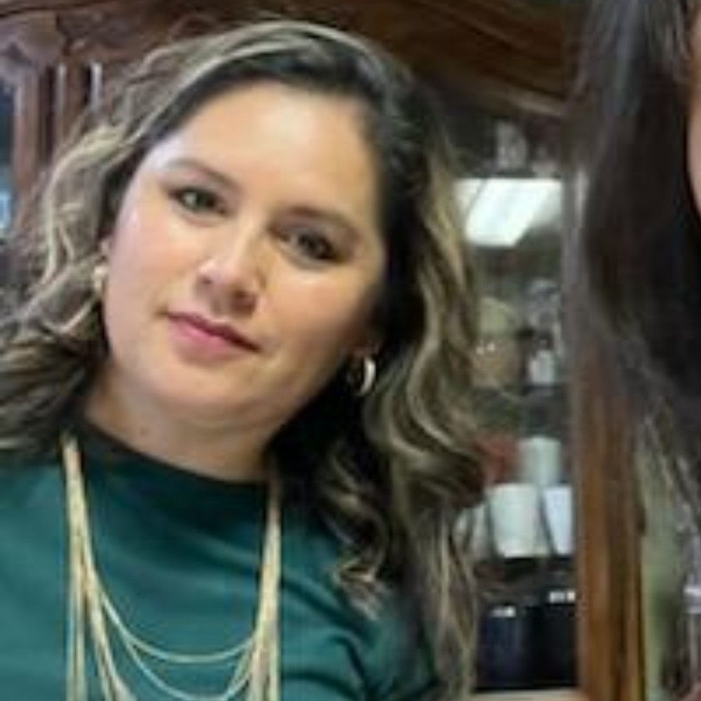 Meet your Posher, Maria